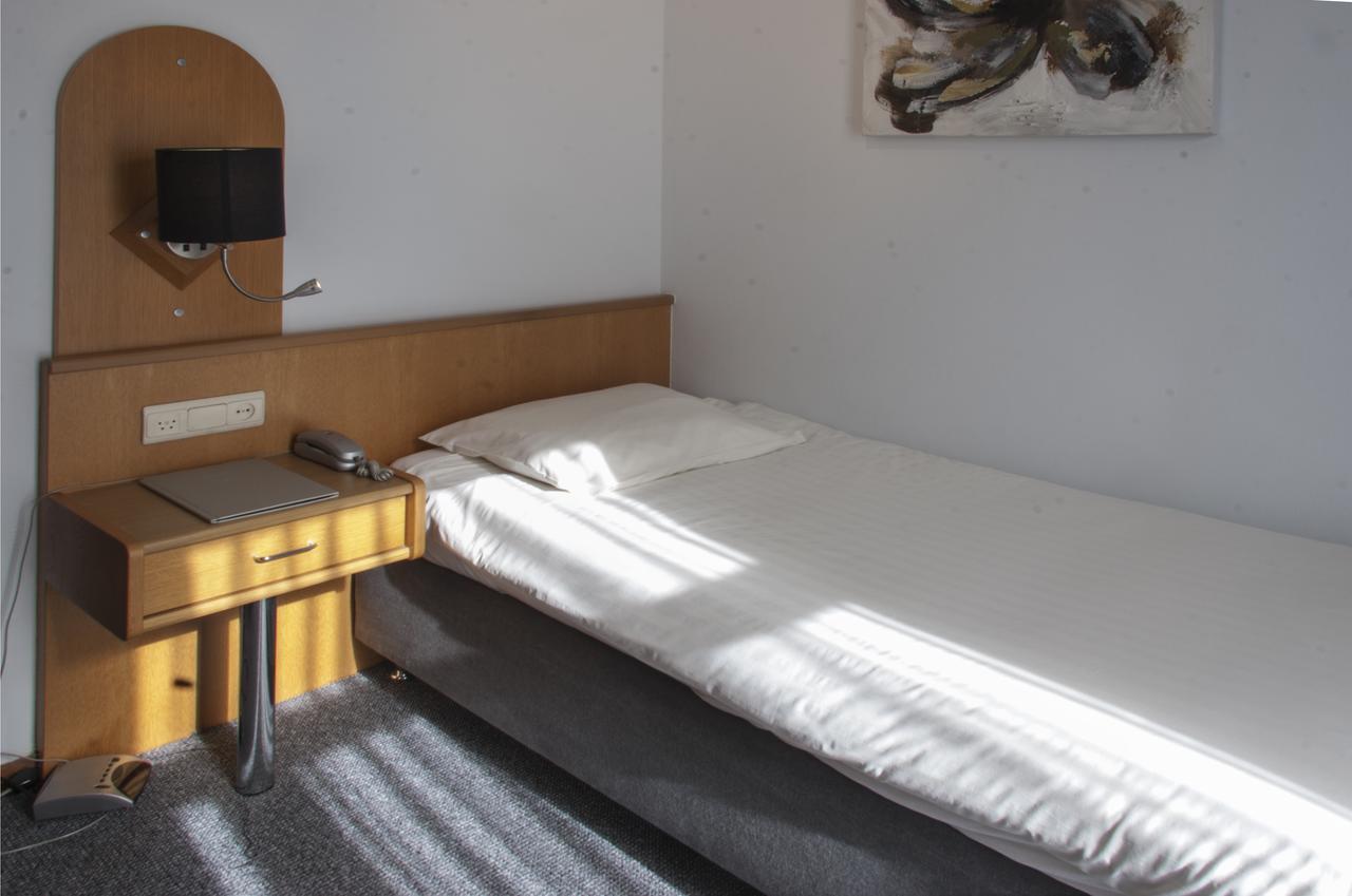 Hotel & Appartementen Royal Sas van Gent Eksteriør bilde