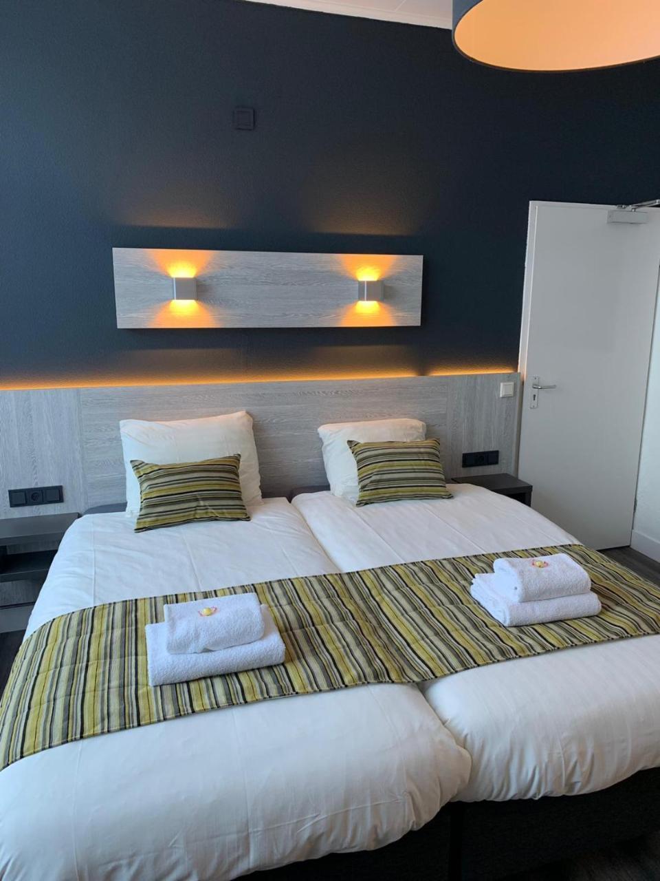 Hotel & Appartementen Royal Sas van Gent Eksteriør bilde